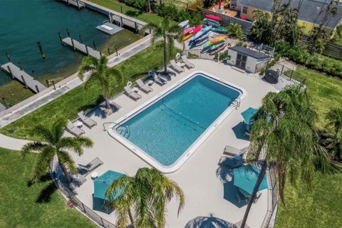 Copropriété à vendre à Longboat Key, Floride: 2 chambres, 121.33 m2 № 2204557 - photo 7