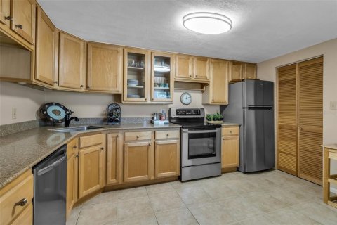 Copropriété à vendre à Longboat Key, Floride: 2 chambres, 121.33 m2 № 2204557 - photo 19