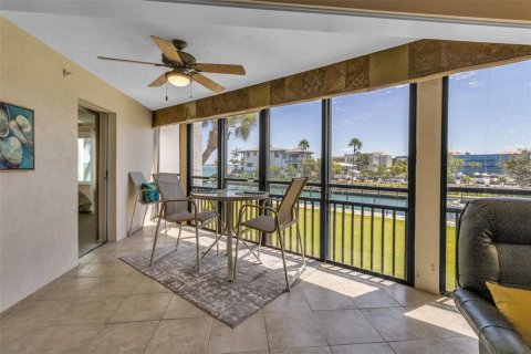Copropriété à vendre à Longboat Key, Floride: 2 chambres, 121.33 m2 № 2204557 - photo 11