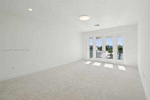 Casa en venta en Palm Beach Gardens, Florida, 5 dormitorios, 344.11 m2 № 2044906 - foto 21