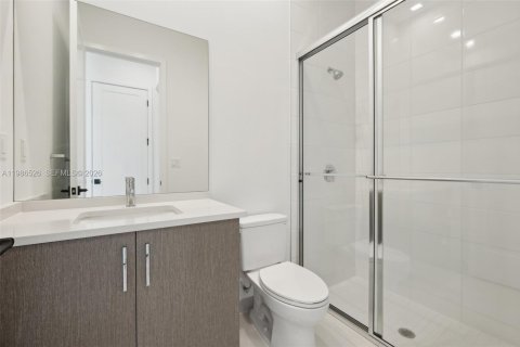 Casa en venta en Palm Beach Gardens, Florida, 5 dormitorios, 344.11 m2 № 2044906 - foto 17