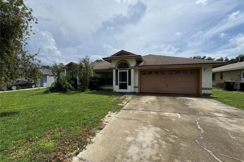 Casa en Poinciana, Florida 4 dormitorios, 168.99 m2 № 2371545