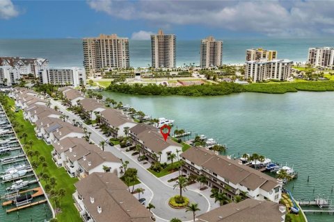 Townhouse in Clearwater, Florida 3 bedrooms, 199.74 sq.m. № 1846903 - photo 3