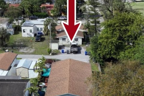 Commercial property in Hollywood, Florida 167.69 sq.m. № 2091391 - photo 7