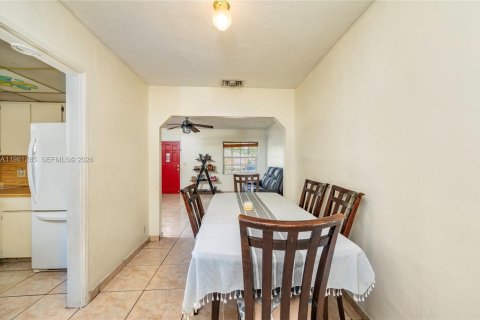 Immobilier commercial à vendre à Miami, Floride № 2051864 - photo 14