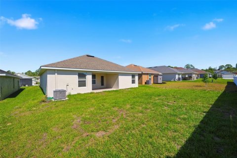 House in Spring Hill, Florida 4 bedrooms, 167.6 sq.m. № 2222445 - photo 27