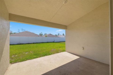 House in Spring Hill, Florida 4 bedrooms, 167.6 sq.m. № 2222445 - photo 25