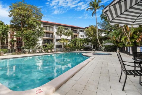 Condo in Key Biscayne, Florida, 3 bedrooms  № 1762688 - photo 25