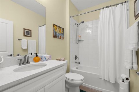 Villa ou maison à vendre à San Antonio, Floride: 3 chambres, 182.83 m2 № 2410210 - photo 18