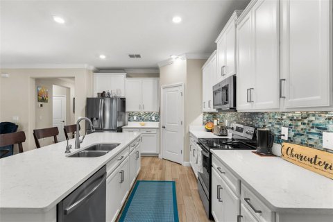 Villa ou maison à vendre à San Antonio, Floride: 3 chambres, 182.83 m2 № 2410210 - photo 12
