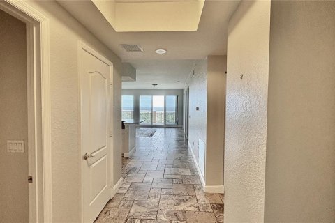 Condominio en alquiler en New Smyrna Beach, Florida, 3 dormitorios, 196.67 m2 № 1905509 - foto 2