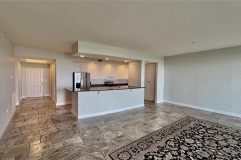 Condominio en alquiler en New Smyrna Beach, Florida, 3 dormitorios, 196.67 m2 № 1905509 - foto 9