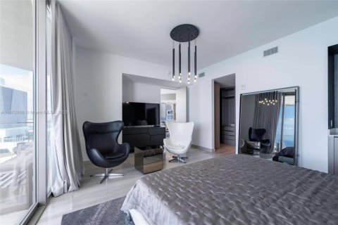 Condominio en venta en Sunny Isles Beach, Florida, 2 dormitorios, 151.8 m2 № 1928441 - foto 22