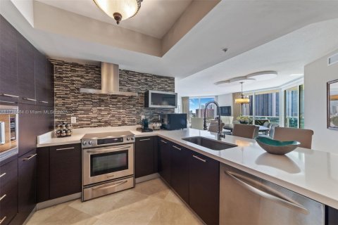 Copropriété à vendre à Sunny Isles Beach, Floride: 3 chambres, 135.73 m2 № 1965272 - photo 10