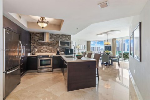 Copropriété à vendre à Sunny Isles Beach, Floride: 3 chambres, 135.73 m2 № 1965272 - photo 8