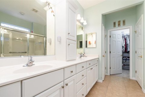 House in Summerfield, Florida 2 bedrooms, 173.73 sq.m. № 1784439 - photo 12
