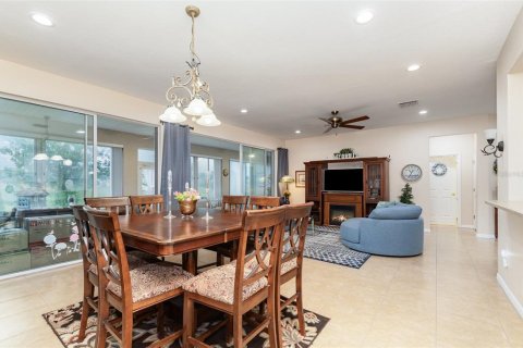 House in Summerfield, Florida 2 bedrooms, 173.73 sq.m. № 1784439 - photo 24