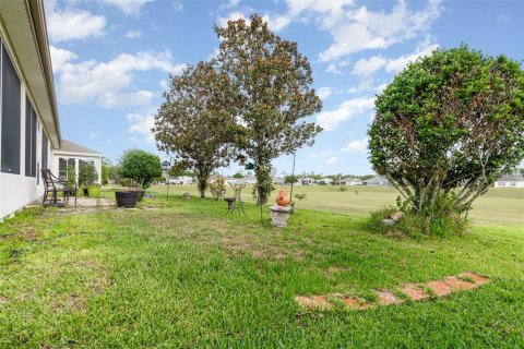 House in Summerfield, Florida 2 bedrooms, 173.73 sq.m. № 1784439 - photo 7