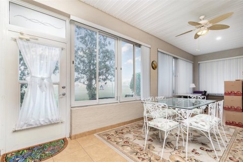 House in Summerfield, Florida 2 bedrooms, 173.73 sq.m. № 1784439 - photo 18