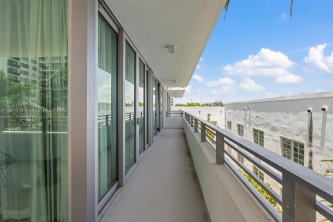 Condominio en venta en Miami Beach, Florida, 1 dormitorio, 39.76 m2 № 1797674 - foto 5