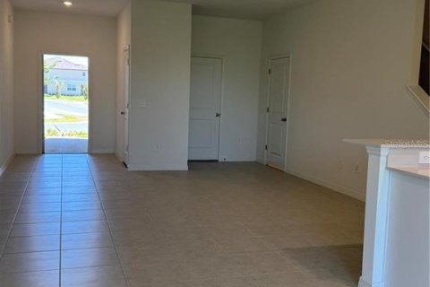 Touwnhouse à louer à Palmetto, Floride: 3 chambres, 154.78 m2 № 2399455 - photo 6