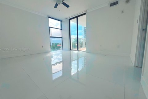 Снять в аренду кондоминиум в Авентура, Флорида 2 спальни, 97.92м2, № 1963802 - фото 6