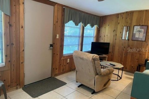 Condo in Clermont, Florida, 2 bedrooms № 2198575 - photo 14