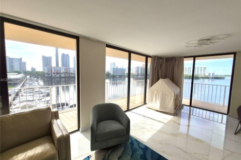 Condo in Sunny Isles Beach, Florida, 3 bedrooms  № 2088225 - photo 6
