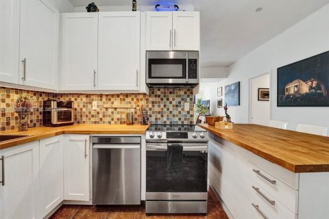 Casa en venta en Hallandale Beach, Florida, 4 dormitorios, 195.09 m2 № 2075974 - foto 6