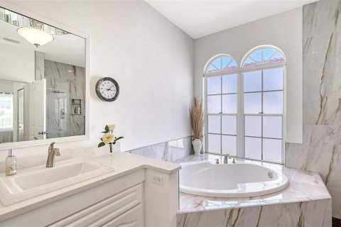 Condominio en venta en Bradenton, Florida, 3 dormitorios, 189.15 m2 № 1911936 - foto 13