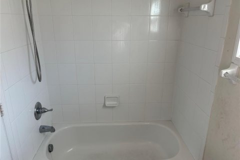 Casa en alquiler en Winter Haven, Florida, 3 dormitorios, 109.72 m2 № 1446105 - foto 14