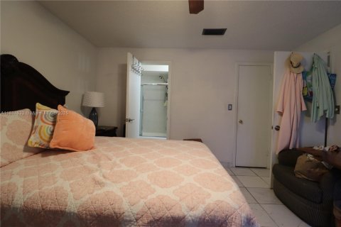 Купить кондоминиум в Майами, Флорида 2 спальни, 88.07м2, № 1832417 - фото 22