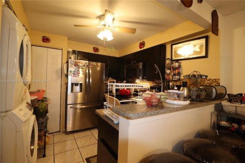 Купить кондоминиум в Майами, Флорида 2 спальни, 88.07м2, № 1832417 - фото 7