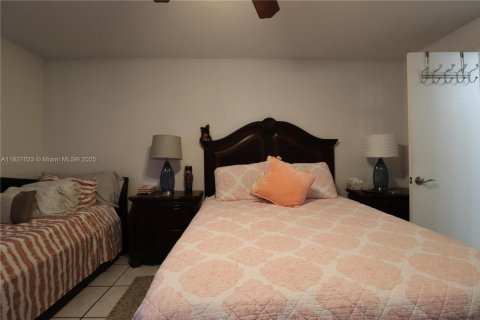 Купить кондоминиум в Майами, Флорида 2 спальни, 88.07м2, № 1832417 - фото 20