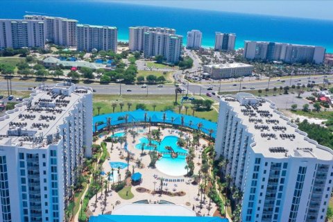 Condo in Destin, Florida, 2 bedrooms  № 559369 - photo 1