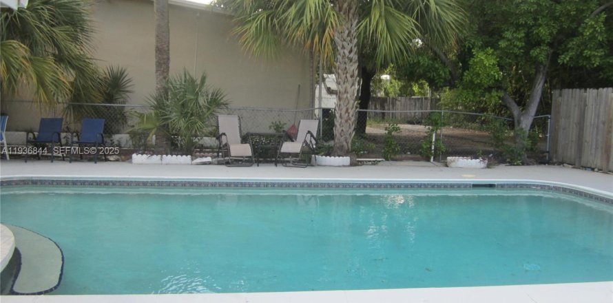 Studio in Hollywood, Florida № 1994961