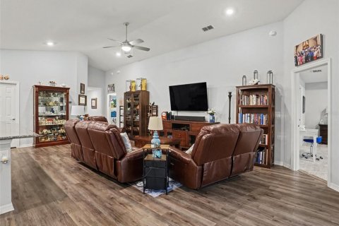 Villa ou maison à vendre à Lakeland, Floride: 3 chambres, 184.88 m2 № 2419127 - photo 4