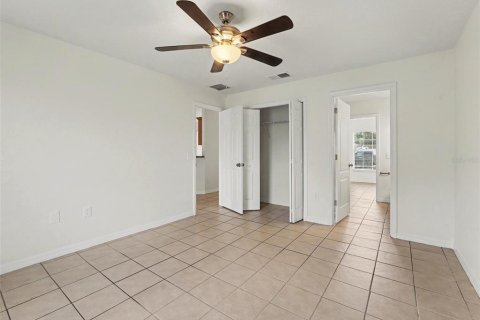 House in Kissimmee, Florida 4 bedrooms, 140.65 sq.m. № 2217347 - photo 10