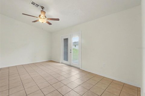 House in Kissimmee, Florida 4 bedrooms, 140.65 sq.m. № 2217347 - photo 8