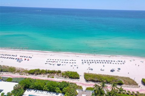 Купить кондоминиум в Майами-Бич, Флорида 2 спальни, 104.79м2, № 2052007 - фото 4