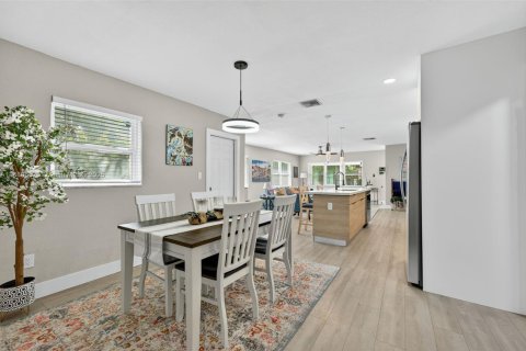 House in Fort Lauderdale, Florida 3 bedrooms, 134.06 sq.m. № 1946524 - photo 19