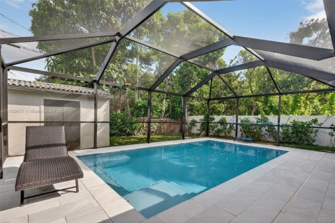 House in Fort Lauderdale, Florida 3 bedrooms, 134.06 sq.m. № 1946524 - photo 8