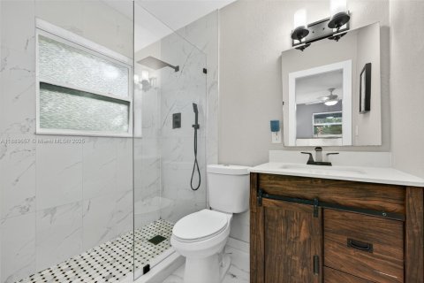 House in Fort Lauderdale, Florida 3 bedrooms, 134.06 sq.m. № 1946524 - photo 11