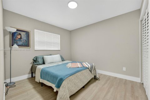 House in Fort Lauderdale, Florida 3 bedrooms, 134.06 sq.m. № 1946524 - photo 16