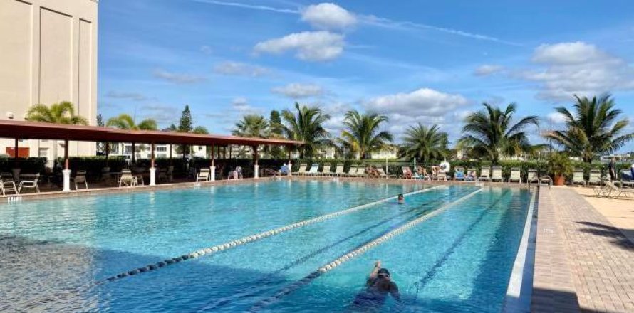 Condominio en Boca Raton, Florida, 1 dormitorio  № 994365
