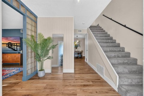 Villa ou maison à vendre à Ormond Beach, Floride: 4 chambres, 186.92 m2 № 2389301 - photo 7