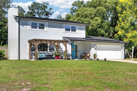 Villa ou maison à vendre à Ormond Beach, Floride: 4 chambres, 186.92 m2 № 2389301 - photo 4