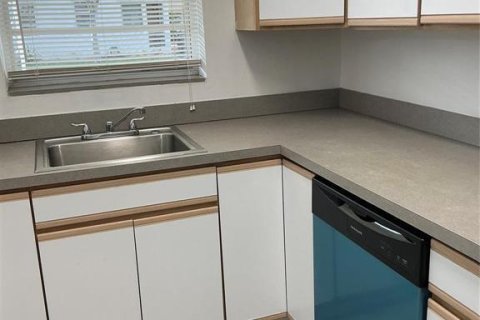 Appartement à louer à Fort Lauderdale, Floride: 1 chambre, 65.03 m2 № 2188176 - photo 3