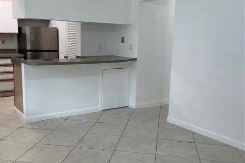 Appartement à louer à Fort Lauderdale, Floride: 1 chambre, 65.03 m2 № 2188176 - photo 6