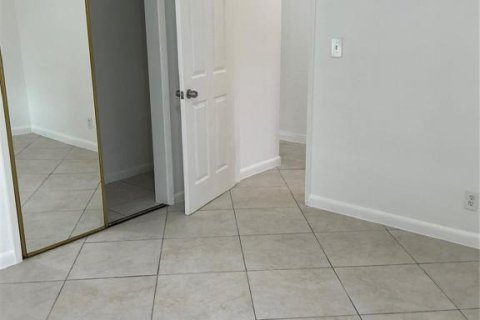 Appartement à louer à Fort Lauderdale, Floride: 1 chambre, 65.03 m2 № 2188176 - photo 5